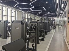 -跃动游泳健身俱乐部(新华传媒店)