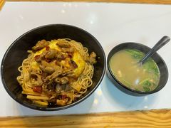 笋尖红烧肥肠拌面-俊杰拉面馆
