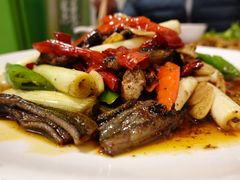 爆炒土鳝鱼-百年粉蒸牛肉