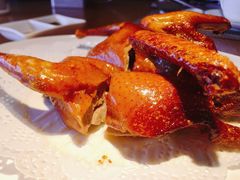 玻璃脆皮乳鸽-粤秀餐厅(国货店)