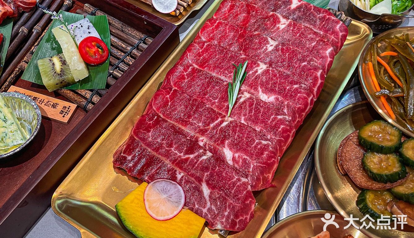 轻烧·韩式炭烤牛肉专家，好吃到我想去个100次！