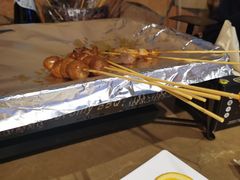 -何师烧烤Pro ·江湖川菜·小龙虾·精酿(太古里旗舰店)