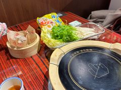 -沙胆彪炭炉牛杂煲(上海日月光广场店)