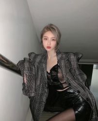 -AYO SALON