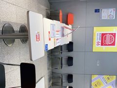 -华莱士·全鸡汉堡(莘塔大街店)