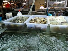 -班赞海鲜市场胖阿姨加工点