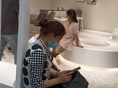 -广州壹马服装广场