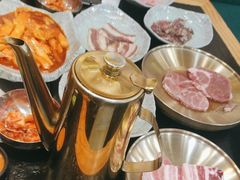-臻牛烤肉