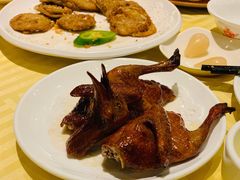 招牌烤乳鸽-石岐佬中山菜馆(张溪店)