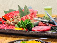 -炼火烤肉店