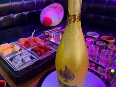 -喜鹊音乐酒馆(西街店)