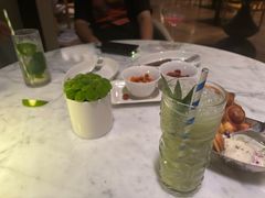 -瑰丽酒店·海吧·天际下午茶·现场DJ·天台酒吧