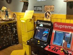 -伯爵·沉浸式超级密室·直营店