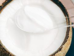 -椰爺爺·椰子冻砵仔糕