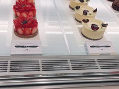 -潮一不贰·法式甜品·生日蛋糕·西式简餐(外滩店)