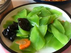 -小六汤包砂煲菜(文景路店)