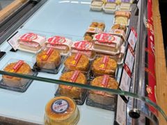 -皇冠幸福里动物奶油生日蛋糕(龙阳村地铁站店)