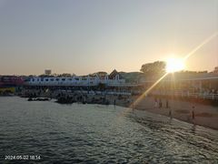 -北戴河碧螺塔海上酒吧公园
