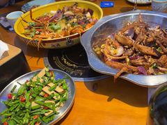 -休记光头香辣蟹干锅(绵竹店)
