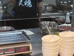 -方铲铲·成都板凳面(滨江银泰店)