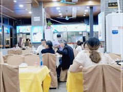 大堂-鹏城人家海鲜酒家·23年老字号(较场尾店)