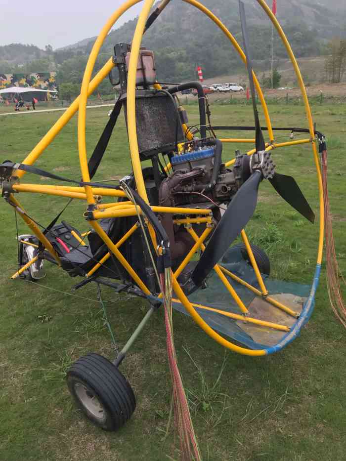 龙翔航空运动飞行营地-"在湖州美术馆逛完,想说再找个地方玩玩. .