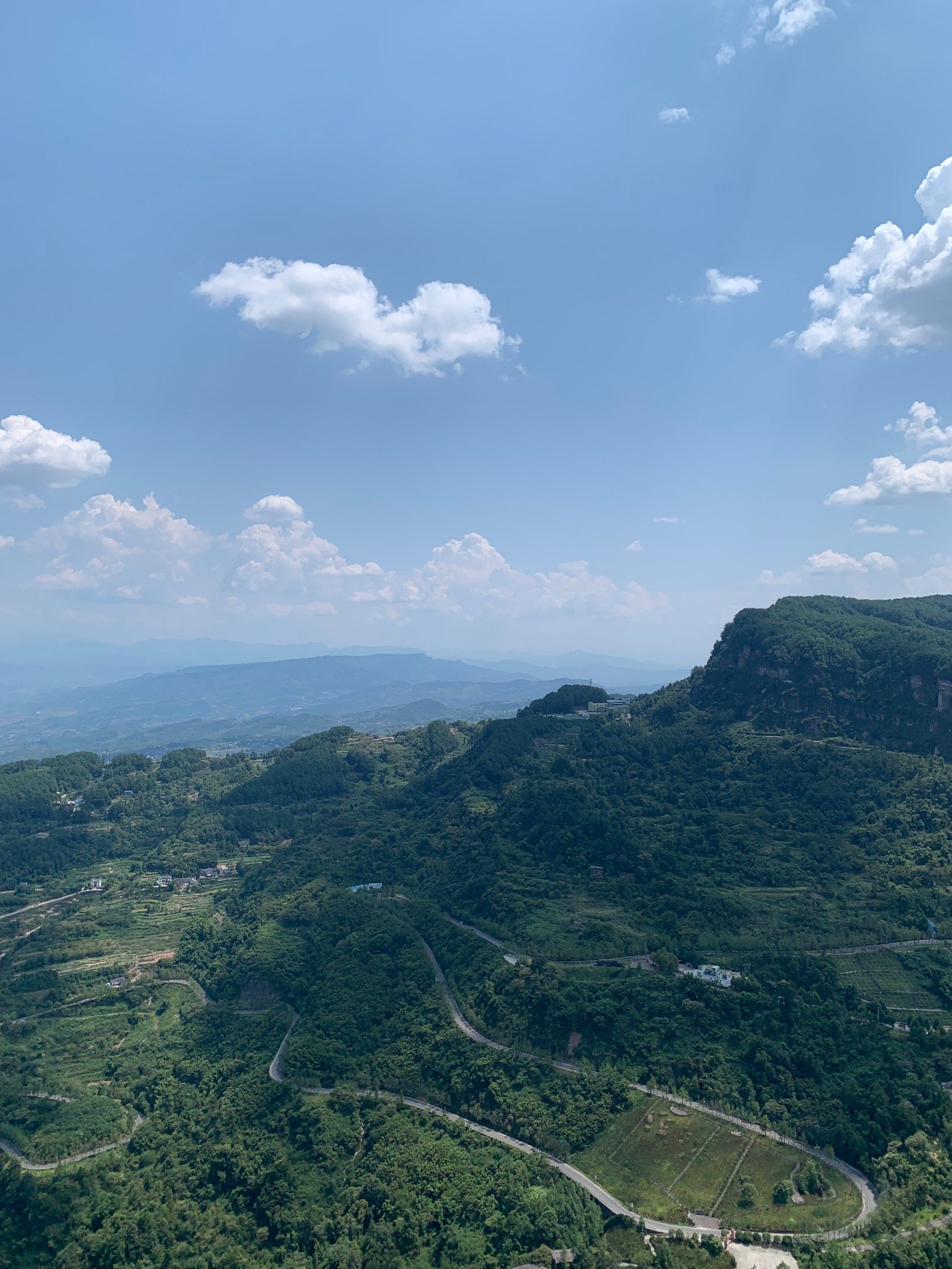 0元玩转这座城最近在古剑山旅游景区下游