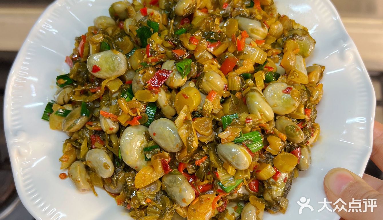 春日餐桌，酸菜炒蚕豆，江西小炒，是记忆里的味道[胜利]