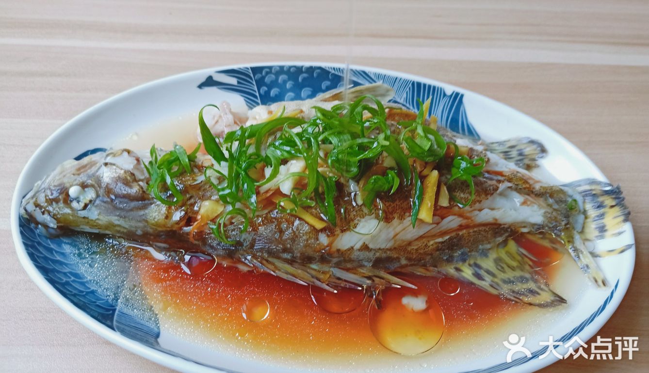 《家常清蒸桂鱼》肉质鲜美无比！汤汁拌饭是一绝！