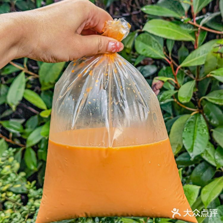 🔥江汉路也有泰式手提奶茶了,只要3.9r‼