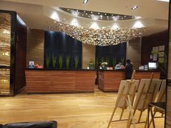 -武汉光谷广场杨家湾地铁站怡程酒店