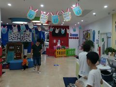 -美吉姆国际儿童发展中心(红谷滩绿地缤纷城中心)
