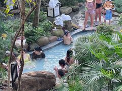 -融汇温泉