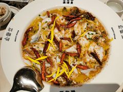 -渔语鱼酸菜鱼新川菜(来福士店)