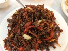 抄牛肉丝-鹿鸣春