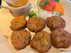 -大头虾越式风味餐厅(光明广场店)