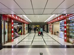 点击看大图 -Wisezone唯点穿耳打耳洞专业国际连锁品牌