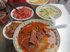 -金杨拉面王小吃面馆·牛三宝面·红烧牛肉粉
