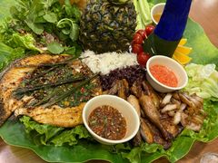 -沐毫傣泐云南菜孔雀宴•手抓饭傣味烧烤(曼听公园店)