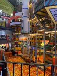 -嗨翻Hi-Fun竞技主题乐园·蹦床团建生日聚会(五棵松华熙店)
