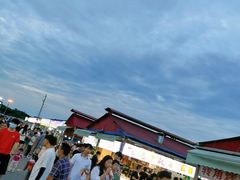 -大学城夜市大排档(凤栖路店)