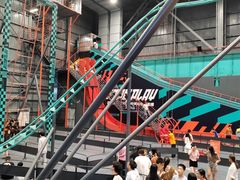 -极限PLAY运动娱乐新世界·团建派对潮玩休闲馆·室内蹦极高空游乐园