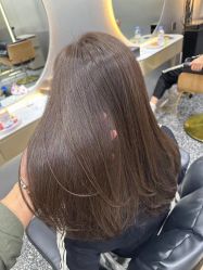 -Tloml salon