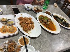 -四川小胡子海鲜(丁村万人海鲜广场店)