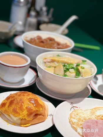 温哥华· 吃了20多年的丽都菠萝油