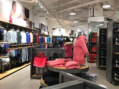 -UNDER ARMOUR(新燕莎奥莱店)