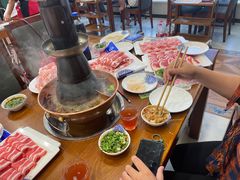 -楼外楼大刀肉传统火锅居(博学路店)