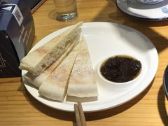 地锅馍-小小河边鱼(天润城店)