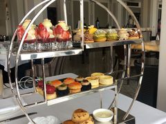 面包甜点陈列柜-上海和平饭店华懋阁 Cathay Room