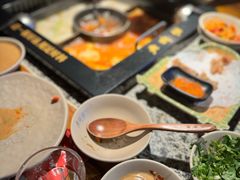 -老牌坊云南鱼豆花火锅(哈西万达店)